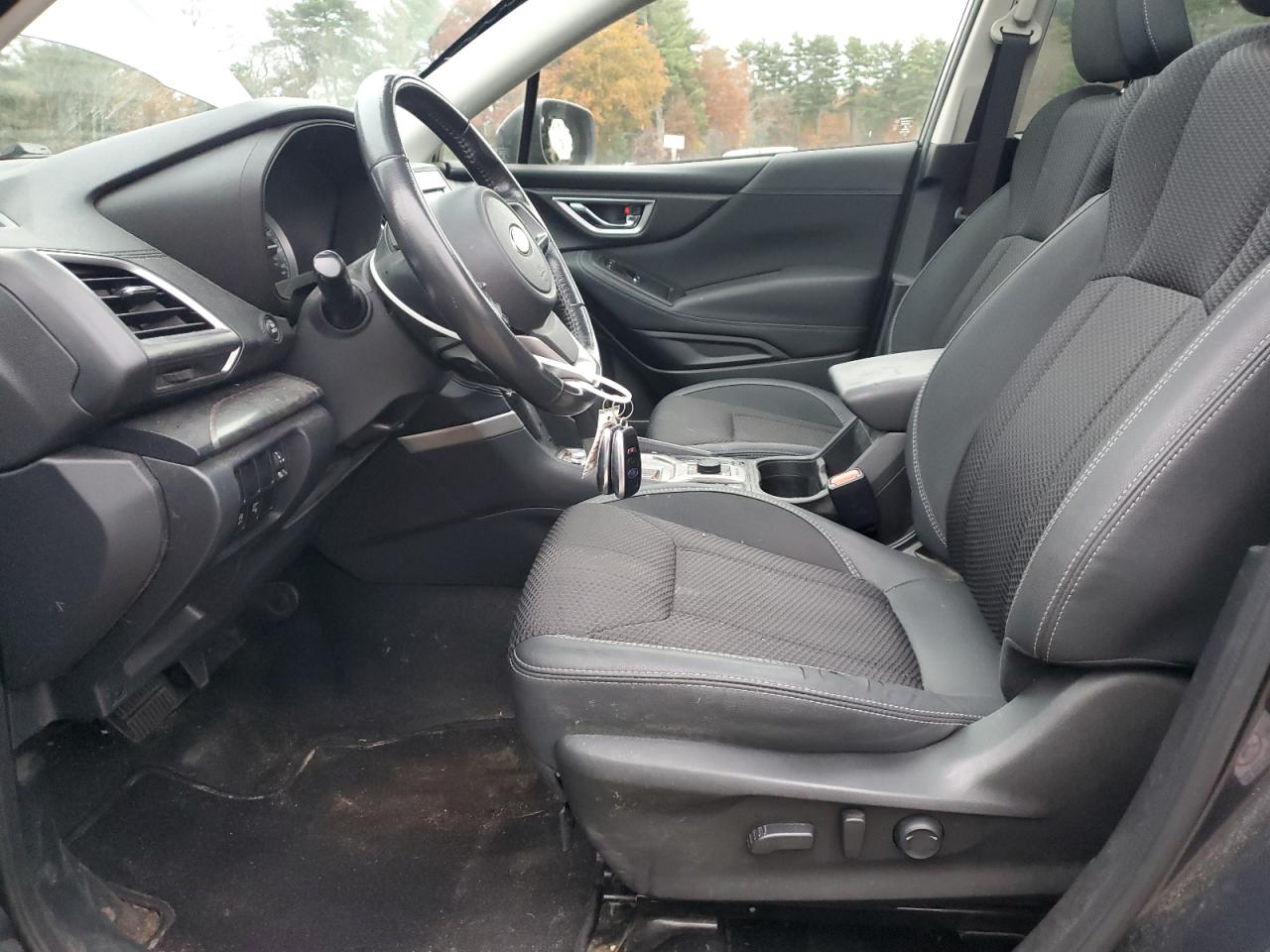 SUBARU FORESTER PREMIUM