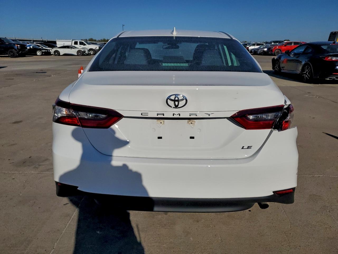 TOYOTA CAMRY LE