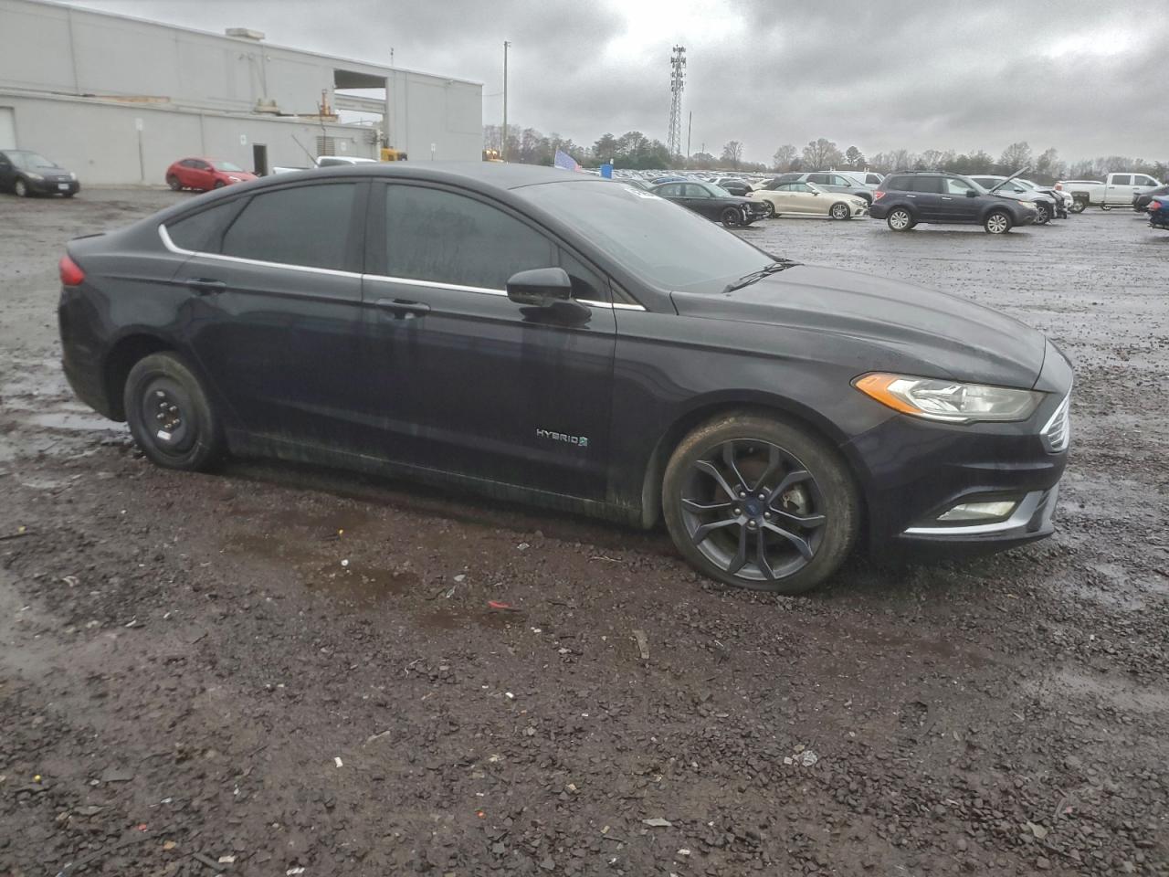 FORD FUSION SE HYBRID
