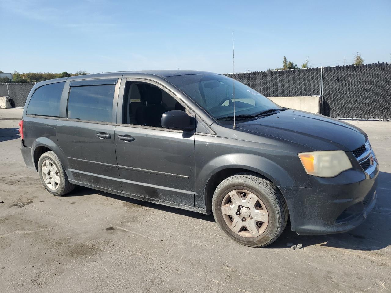 DODGE GRAND CARAVAN SE
