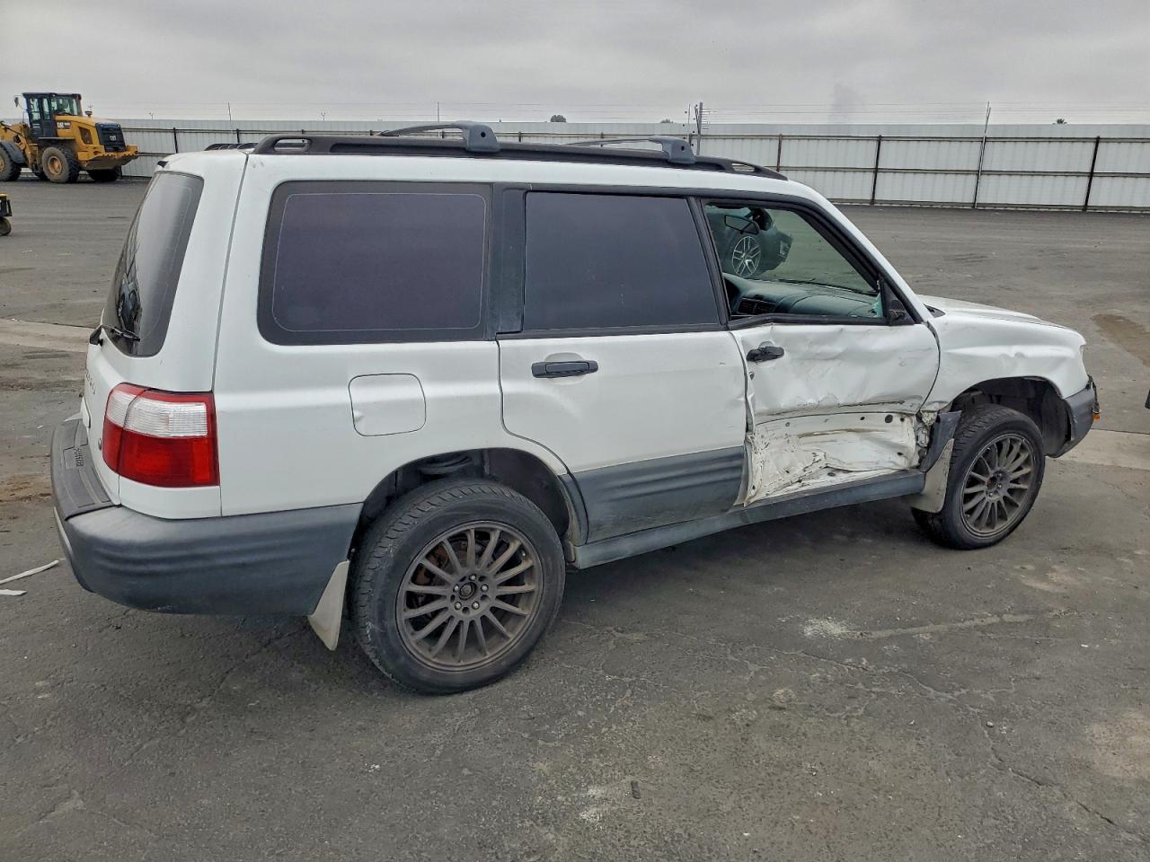 Lot #3303861782 2001 SUBARU FORESTER L
