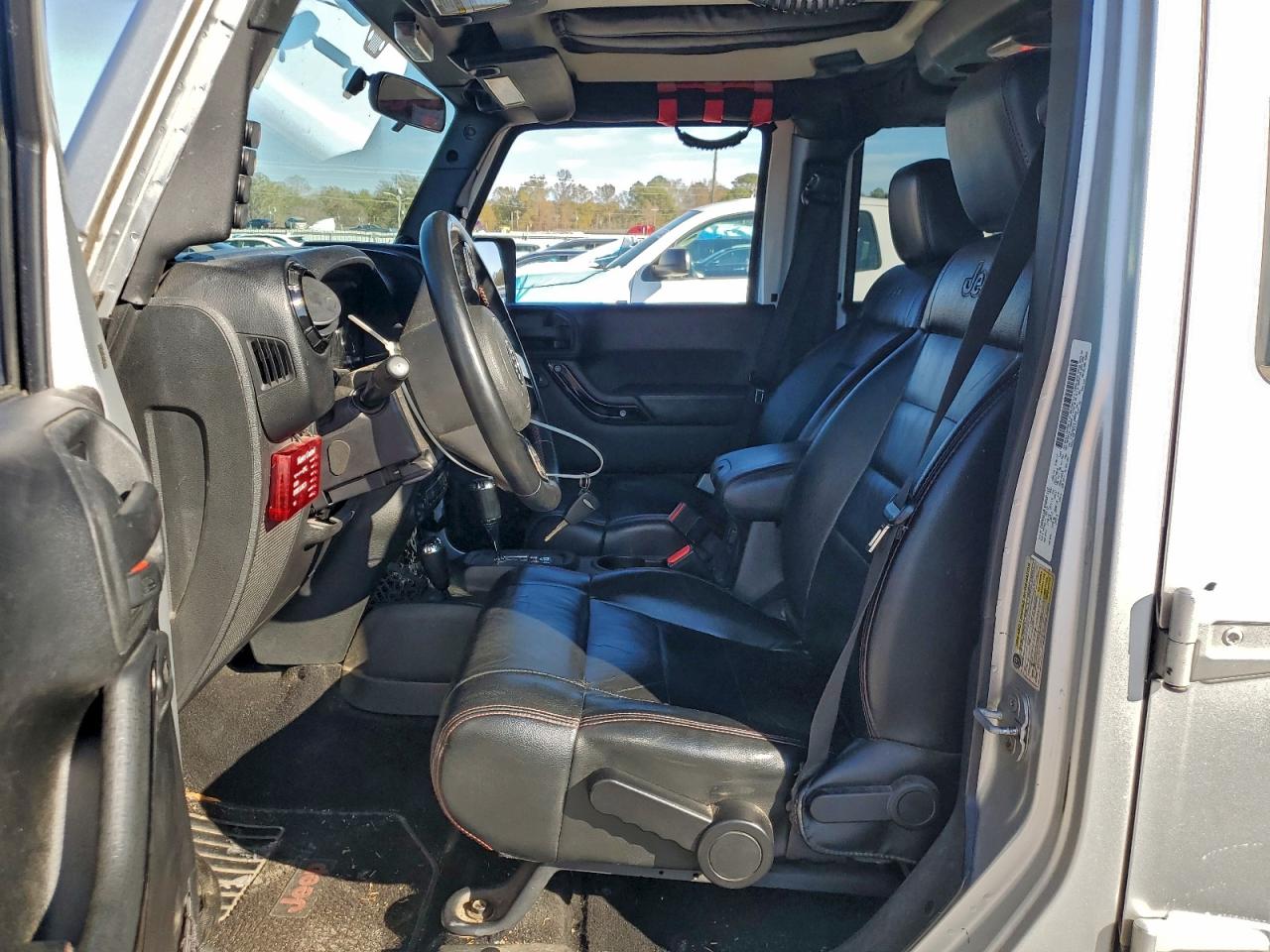 JEEP WRANGLER SAHARA