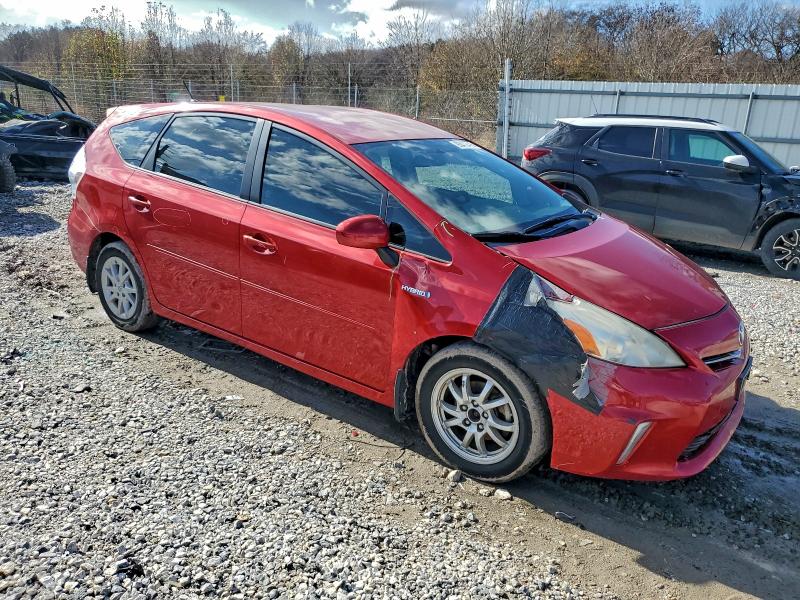 2013 TOYOTA PRIUS V #3301821365