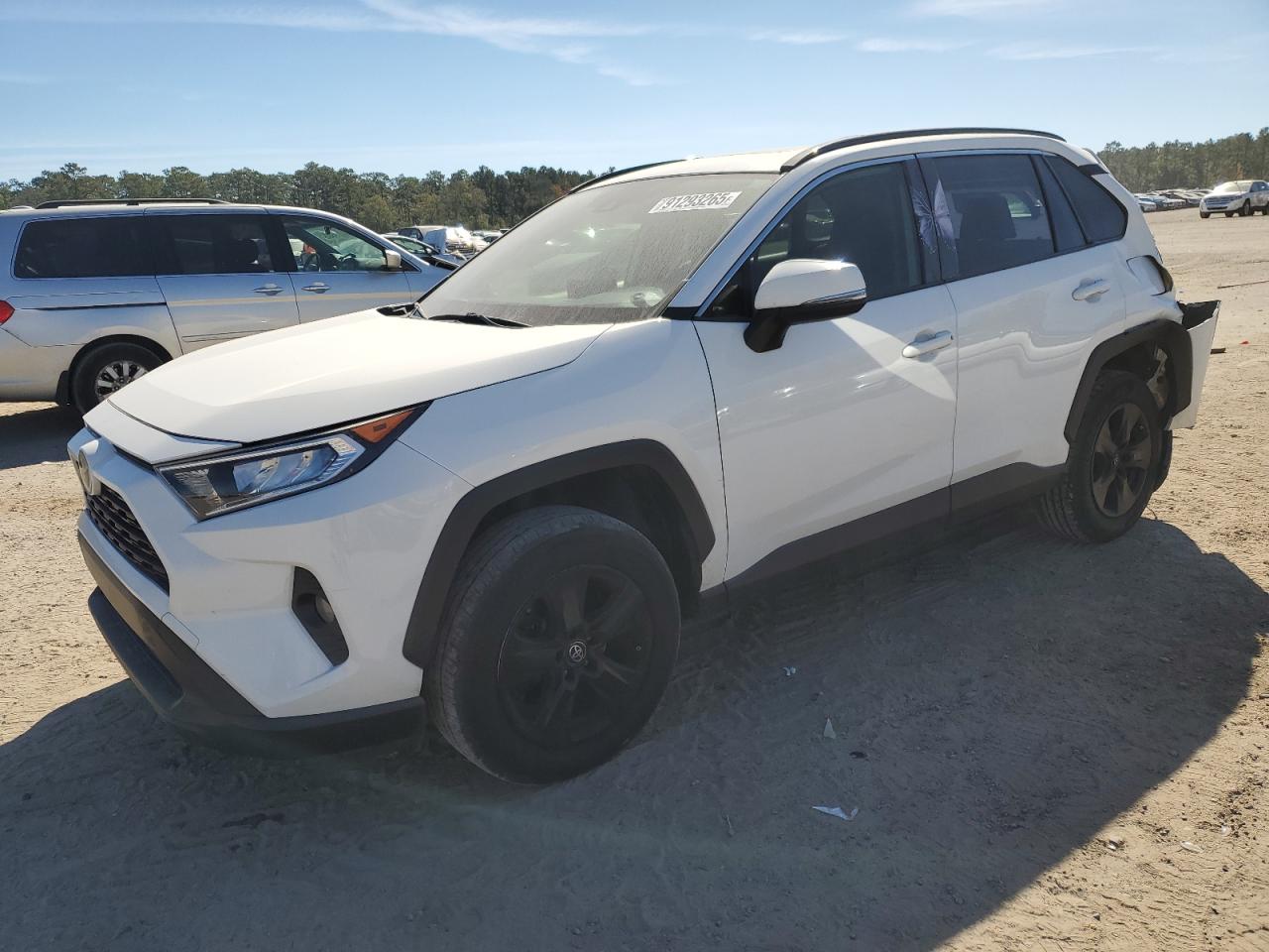 TOYOTA RAV4 XLE