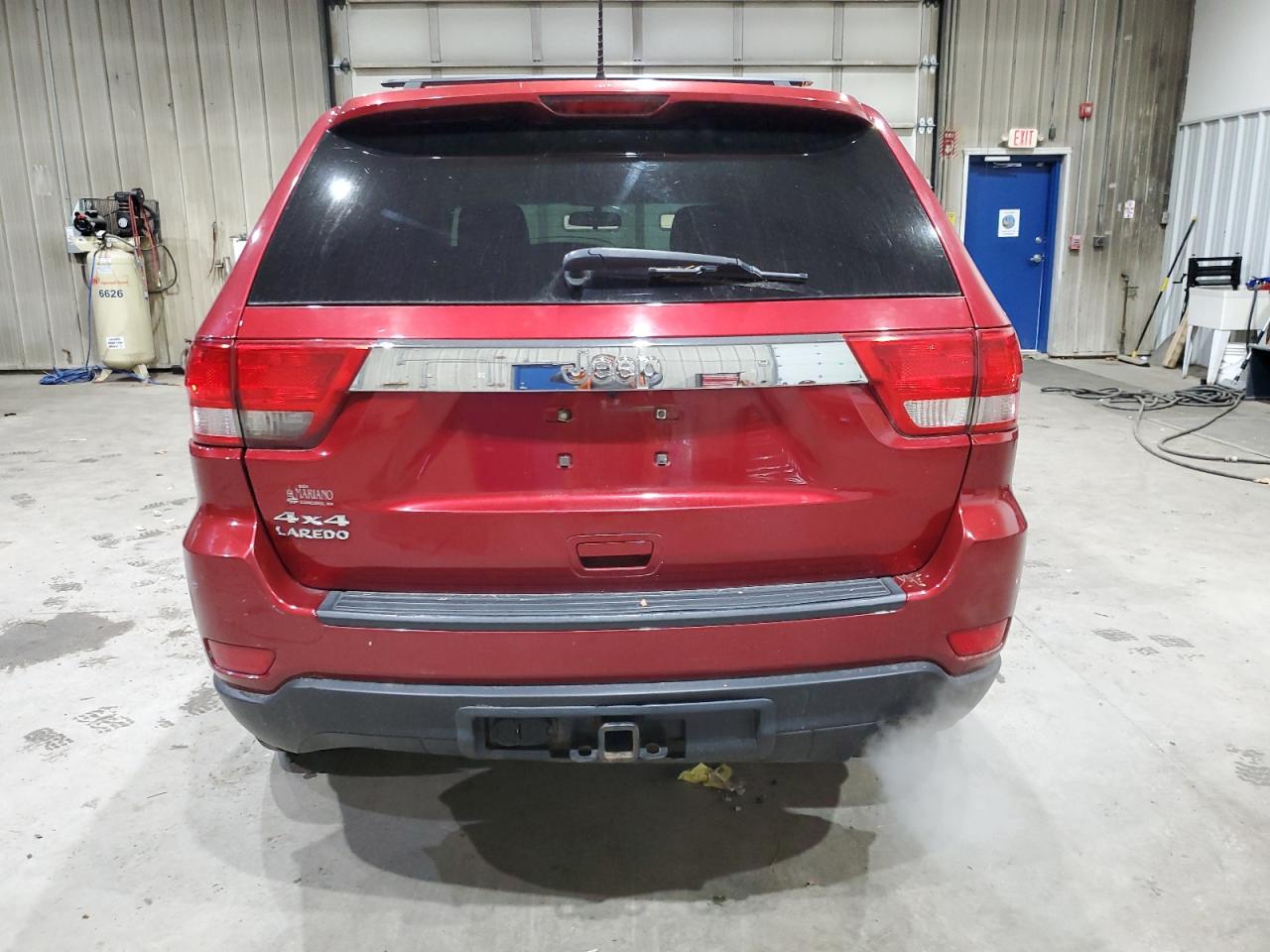 JEEP GRAND CHEROKEE LAREDO