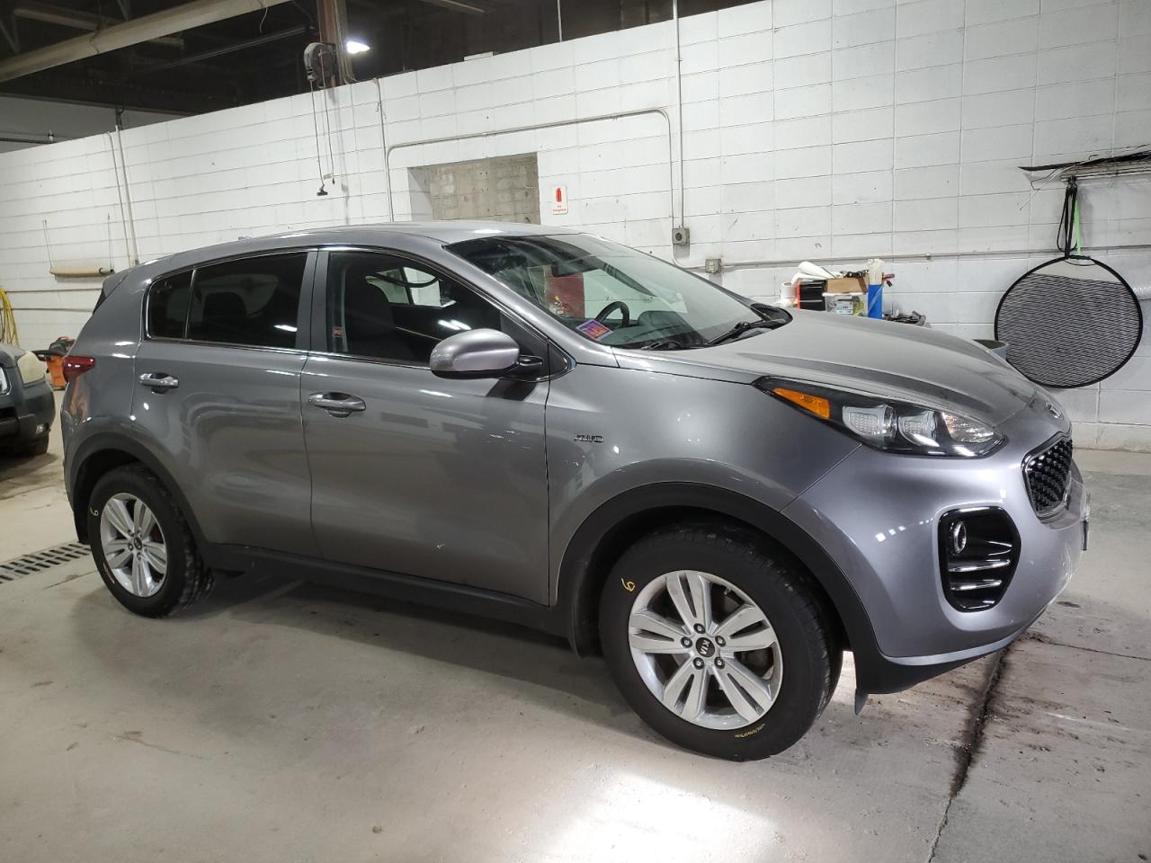 KIA SPORTAGE LX