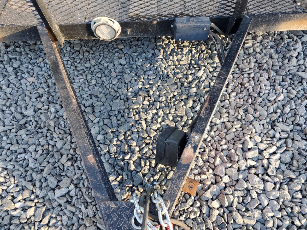 Lot #3309228624 2000 J&C UNKNOWN