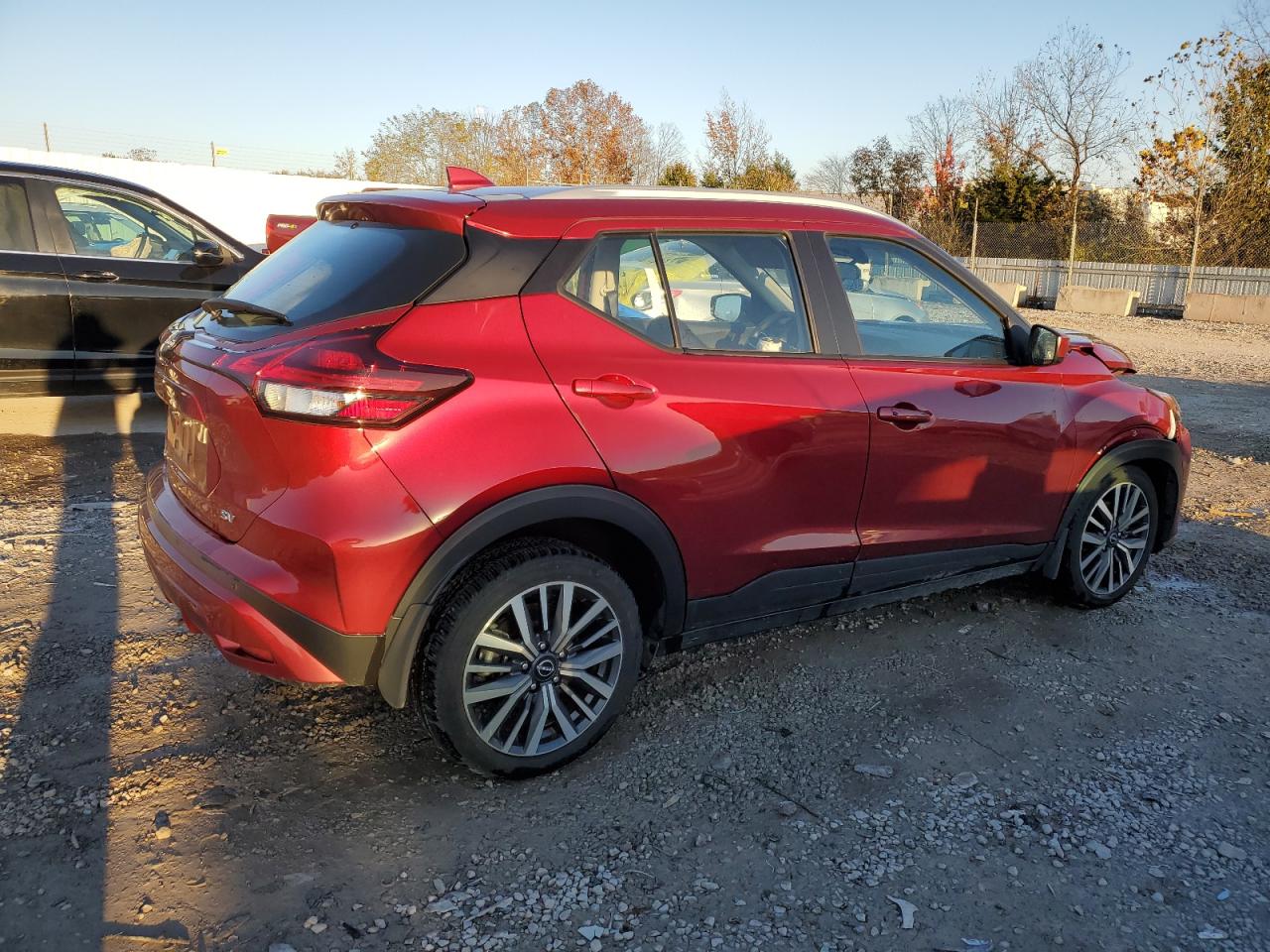 NISSAN KICKS SV