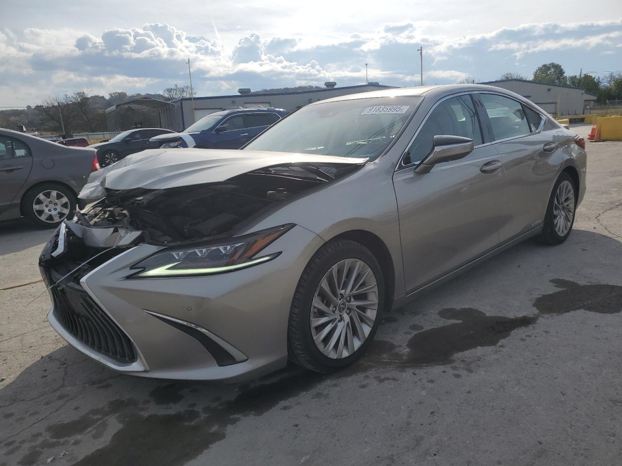 LEXUS ES 300H ULTRA LUXURY