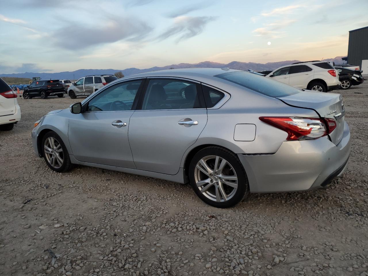 NISSAN ALTIMA 3.5SL