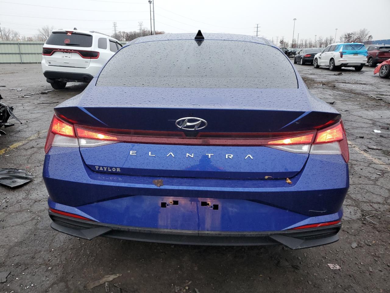 HYUNDAI ELANTRA SEL