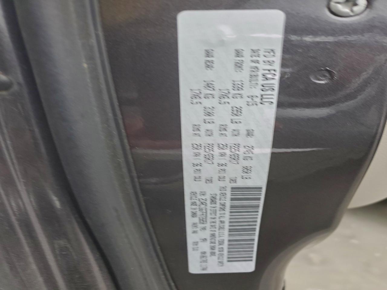 CHRYSLER TOWN & COUNTRY LIMITED PLATINUM