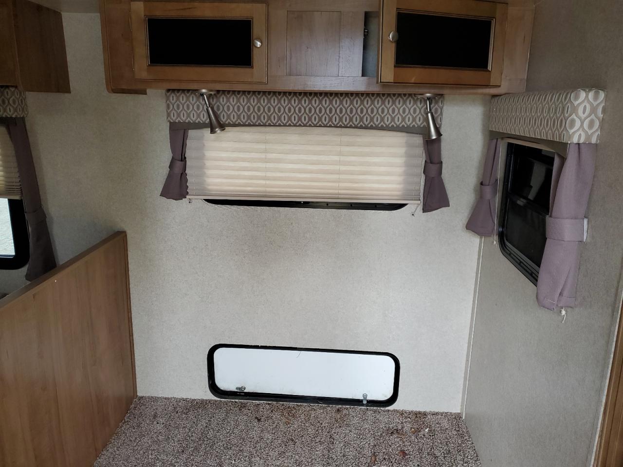 Lot #3301629626 2017 FLAG STAFF 23IKSS