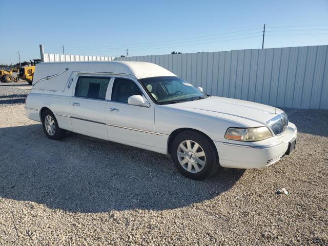 2003 LINCOLN TOWN CAR E #3297987078