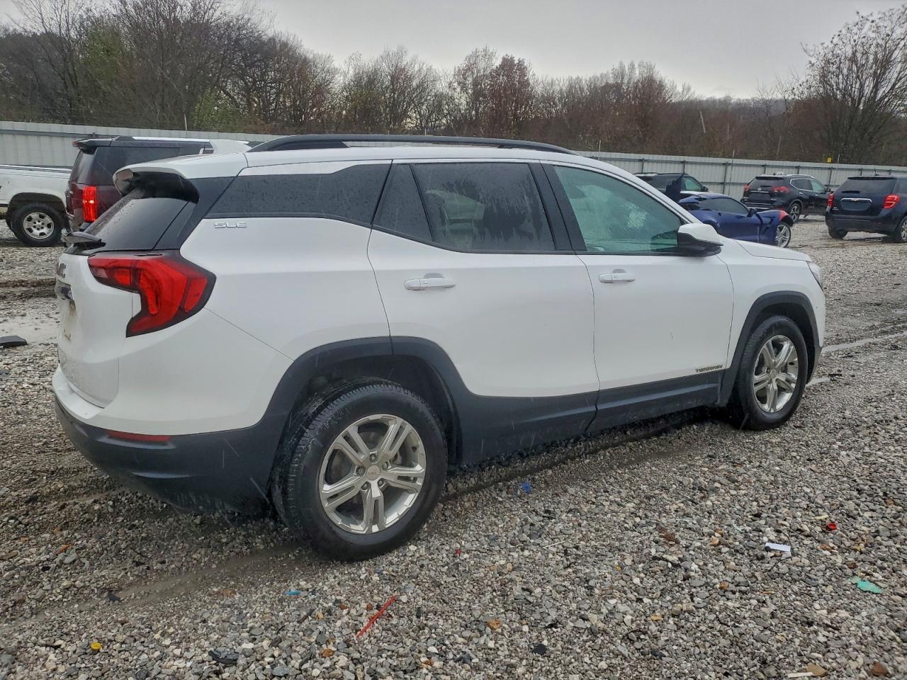GMC TERRAIN SLE