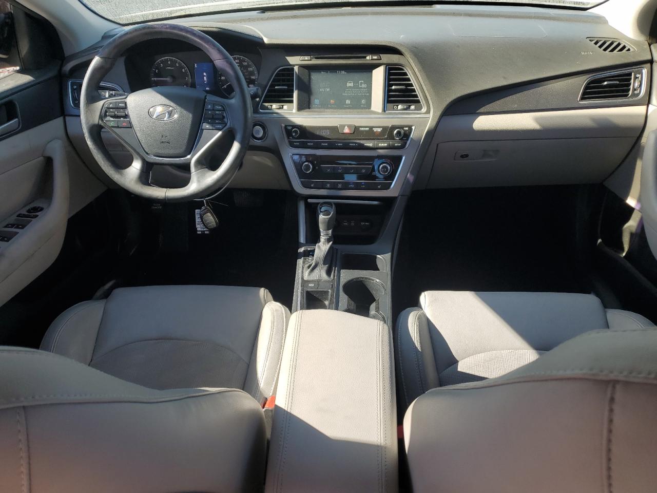 HYUNDAI SONATA SPORT