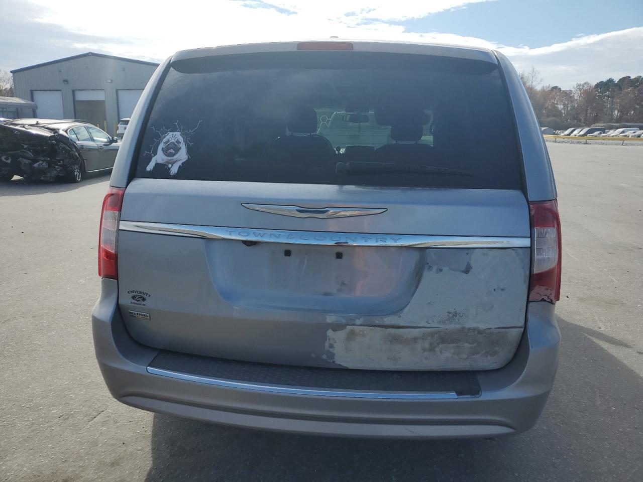 CHRYSLER TOWN & COUNTRY TOURING