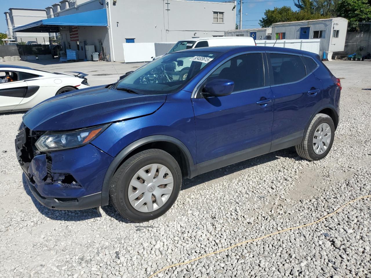NISSAN ROGUE SPORT S