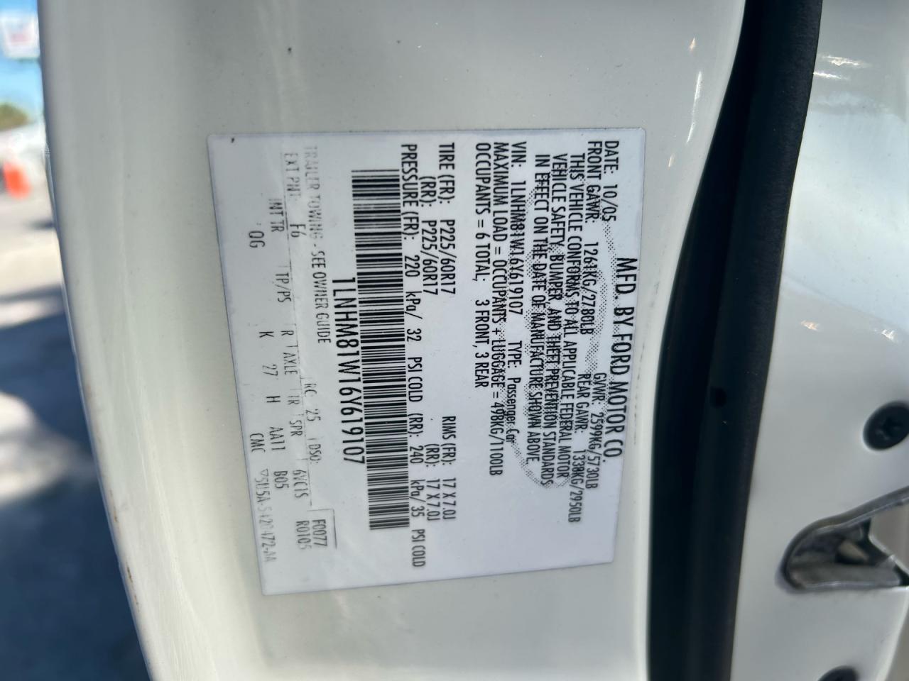 Lot #3287314006 2006 LINCOLN TOWN CAR S