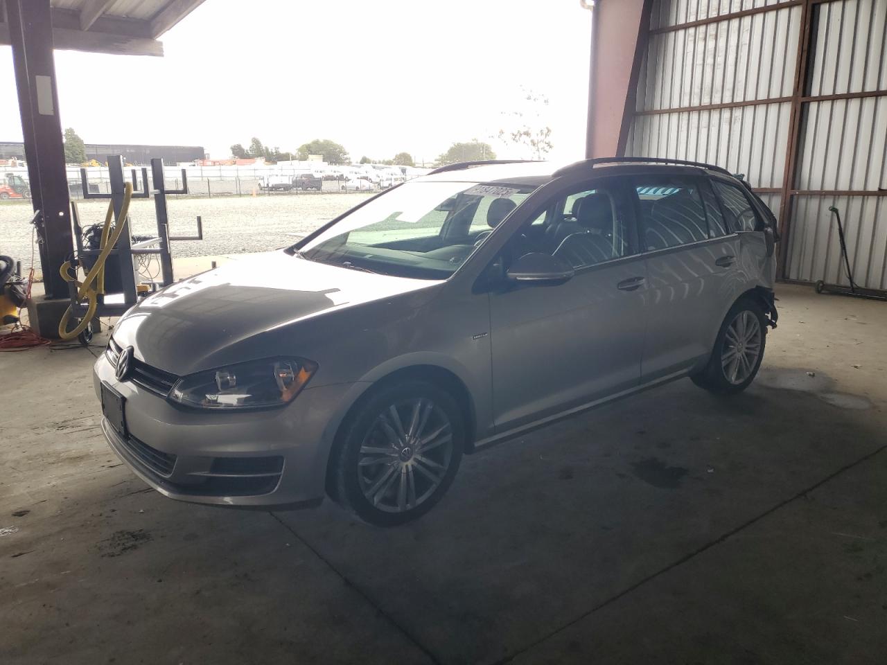 VOLKSWAGEN GOLF SPORTSVAN S