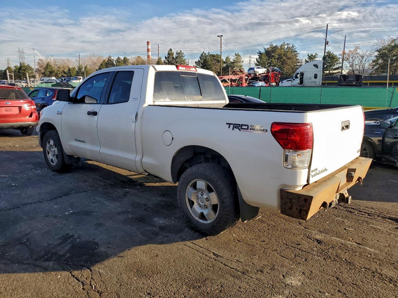 TOYOTA TUNDRA DOUBLE CAB SR5