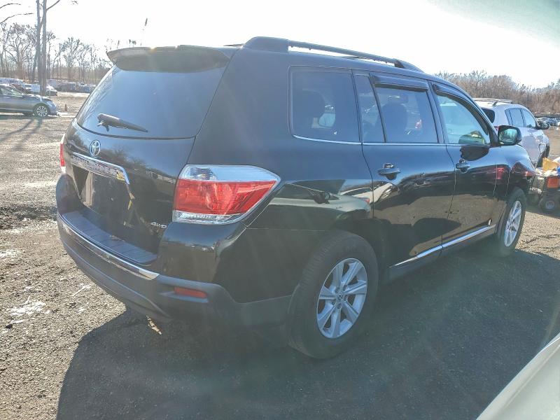 2013 TOYOTA HIGHLANDER #3296889931