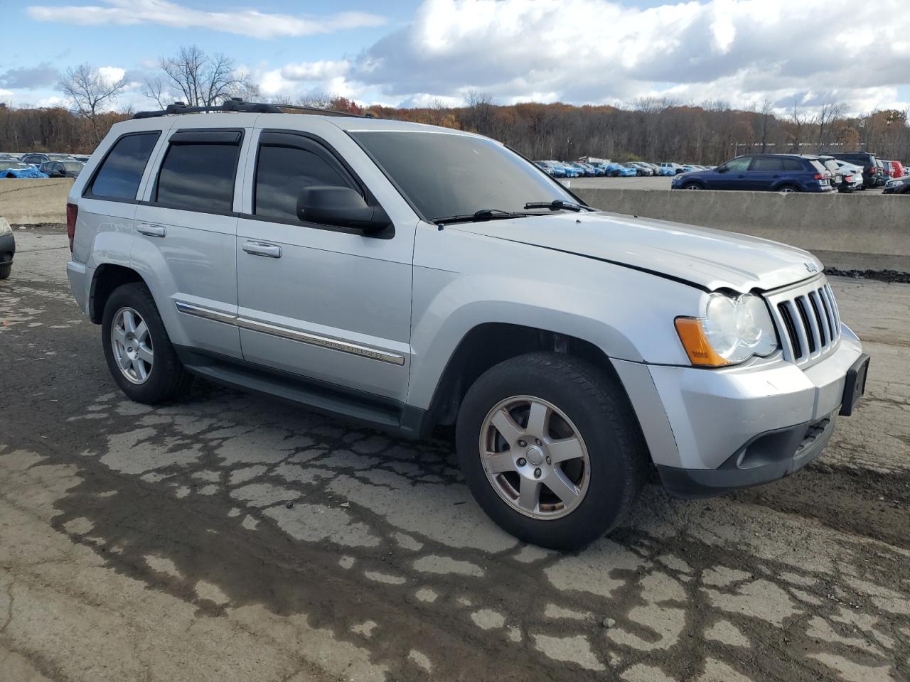 JEEP GRAND CHEROKEE LAREDO
