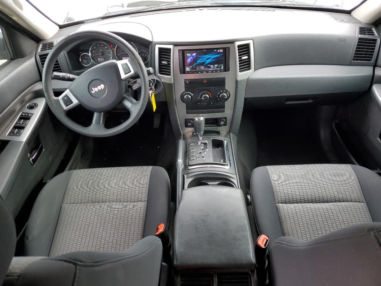 JEEP GRAND CHEROKEE LAREDO