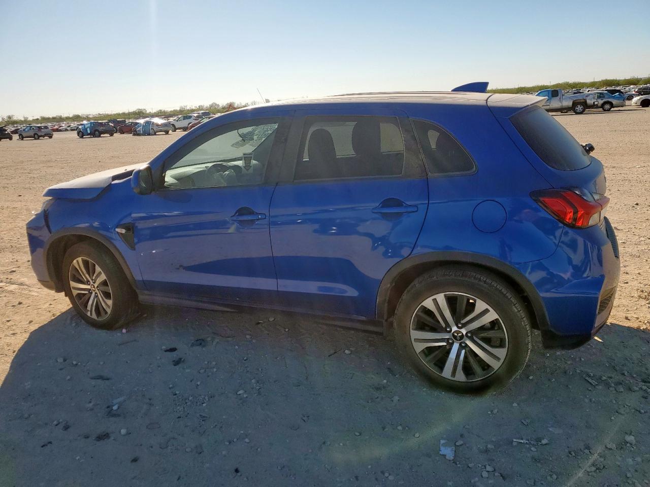 MITSUBISHI OUTLANDER ES