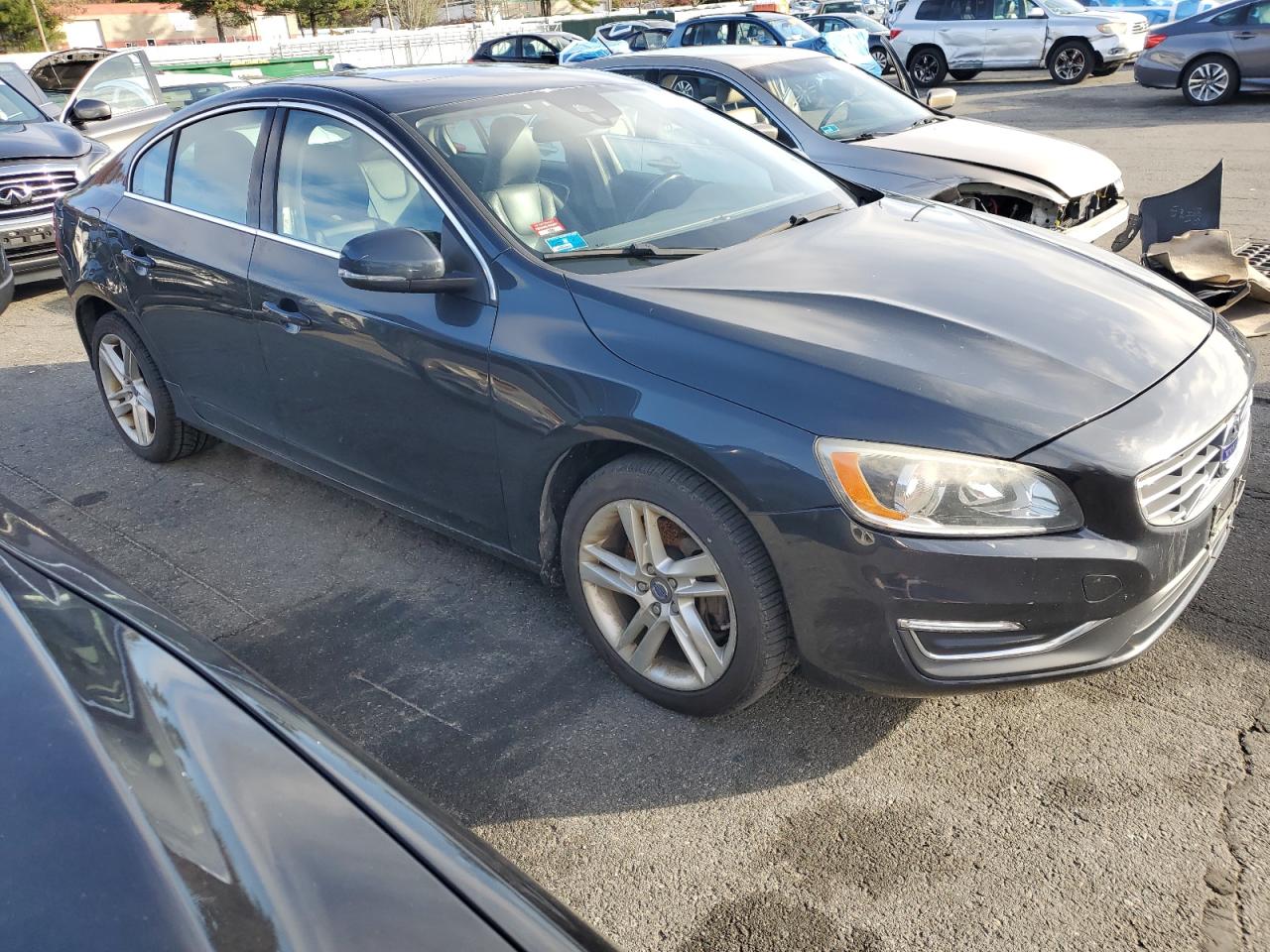 VOLVO S60 T5