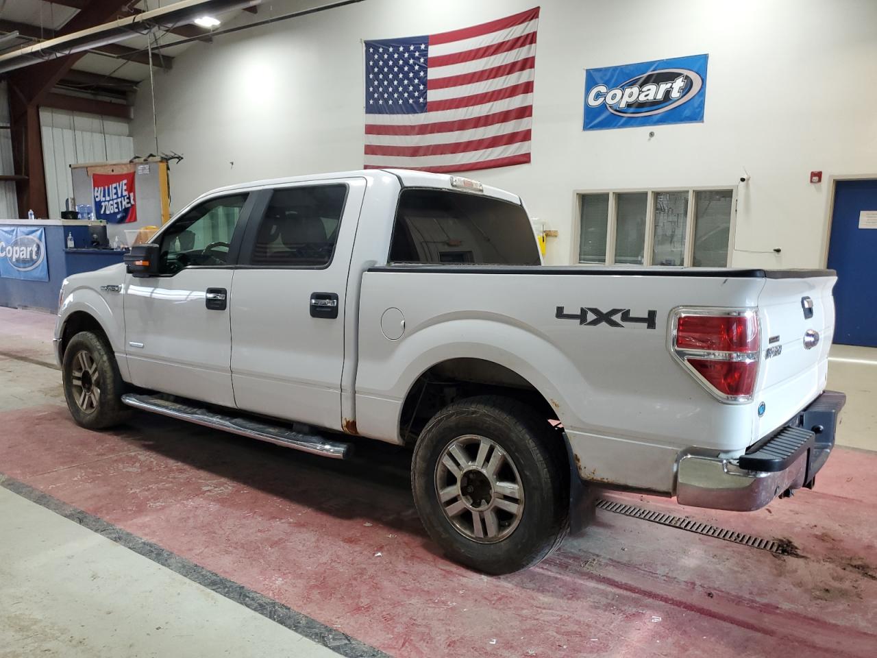 FORD F-150 SUPERCREW