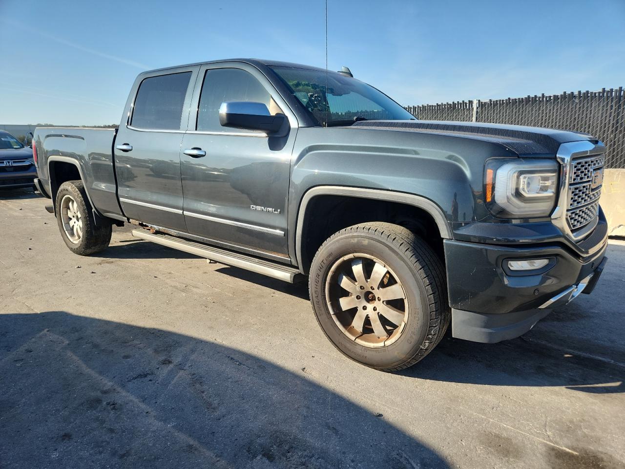 GMC SIERRA K1500 DENALI