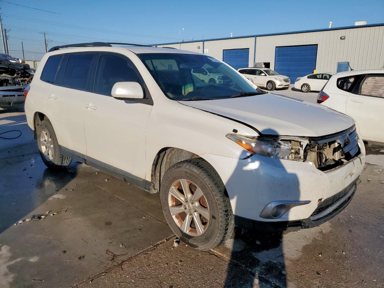 TOYOTA HIGHLANDER BASE