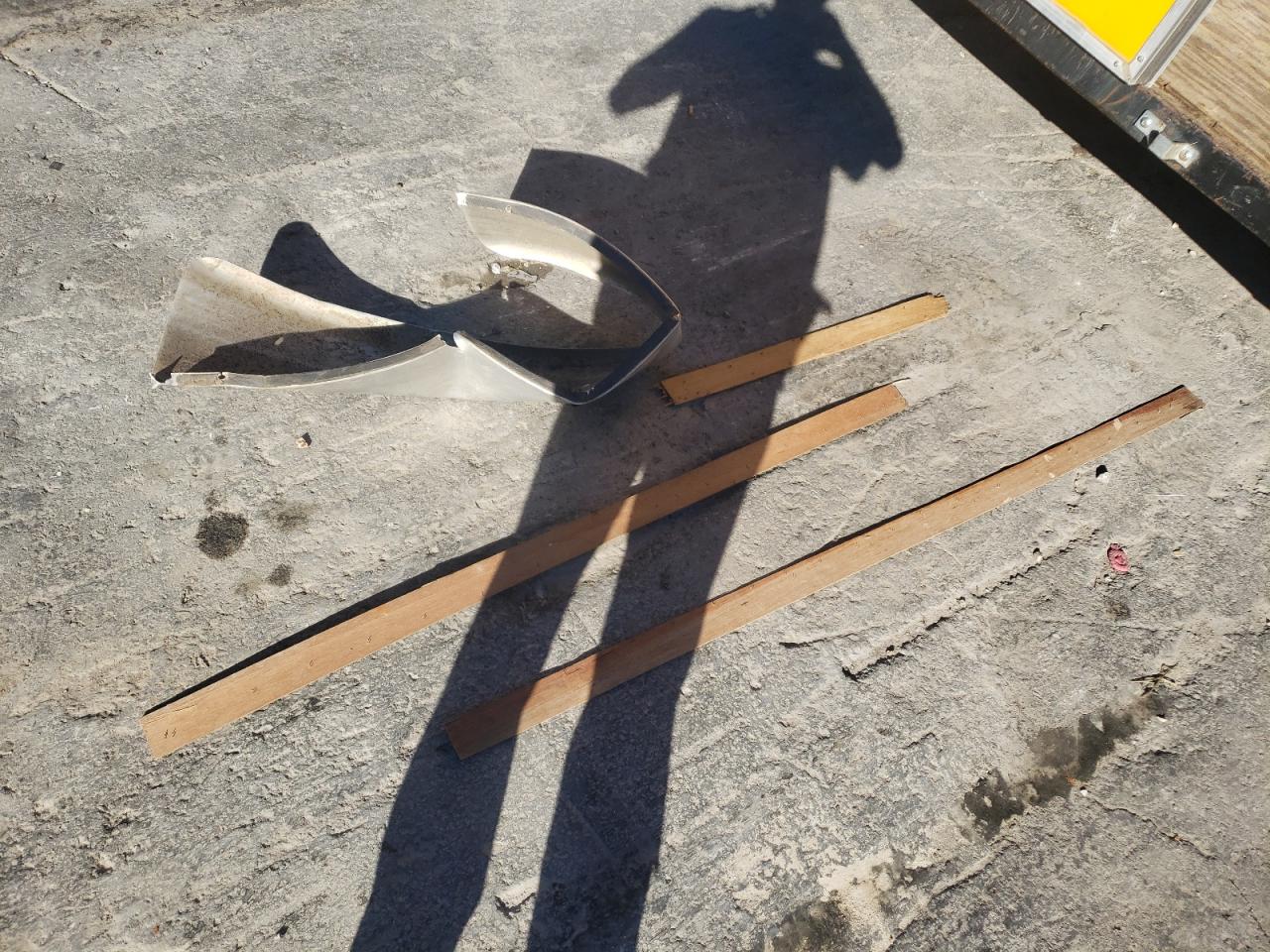 Lot #3302698002 2005 WILDWOOD TRAILER