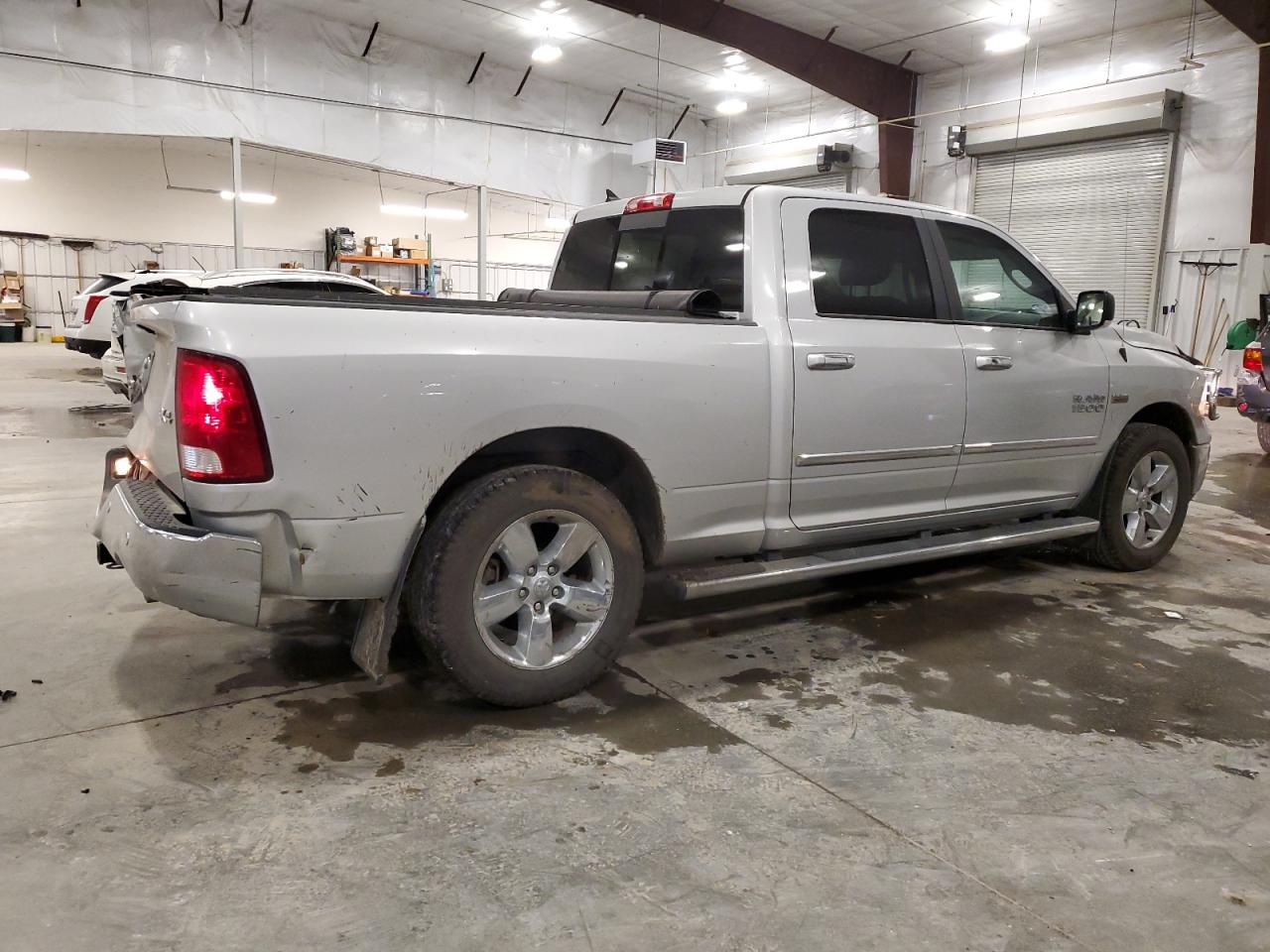 RAM 1500 SLT