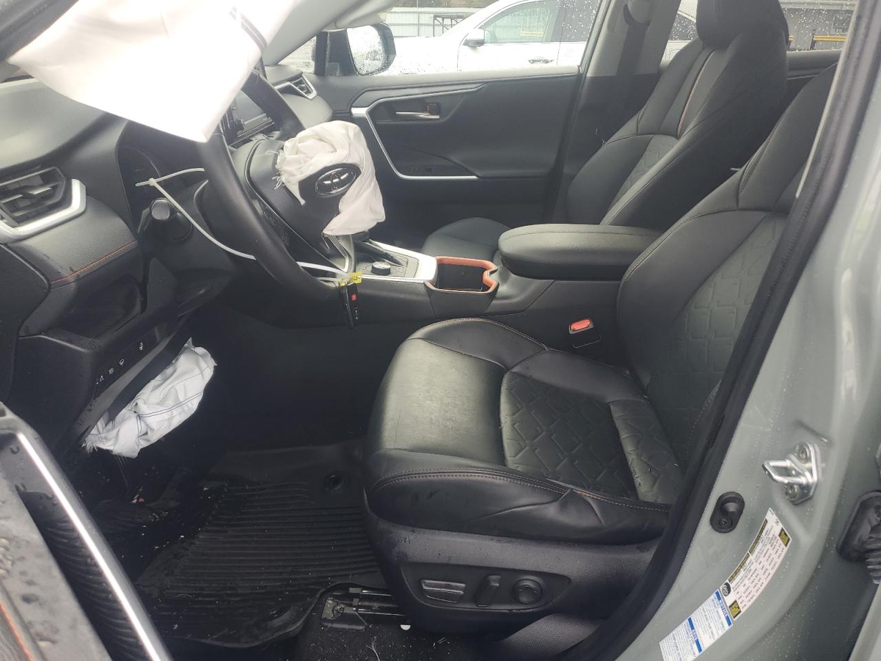 TOYOTA RAV4 ADVENTURE