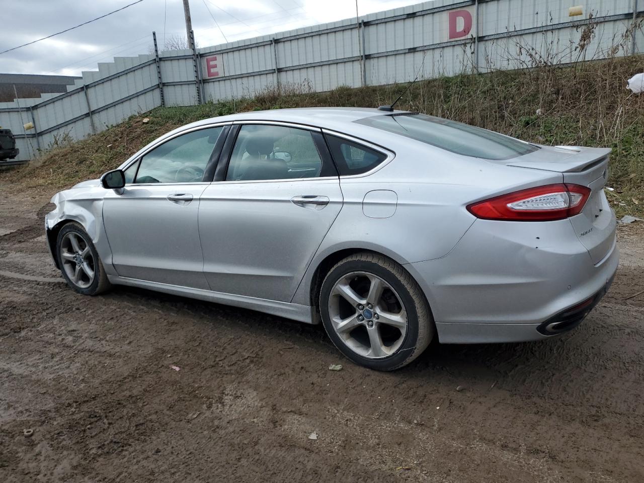 Lot #3302734017 2015 FORD FUSION TIT
