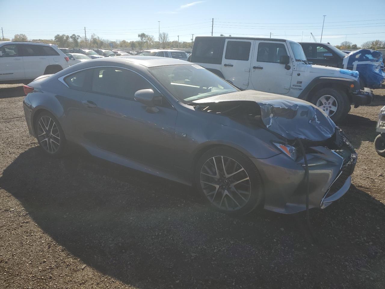 LEXUS RC 200T