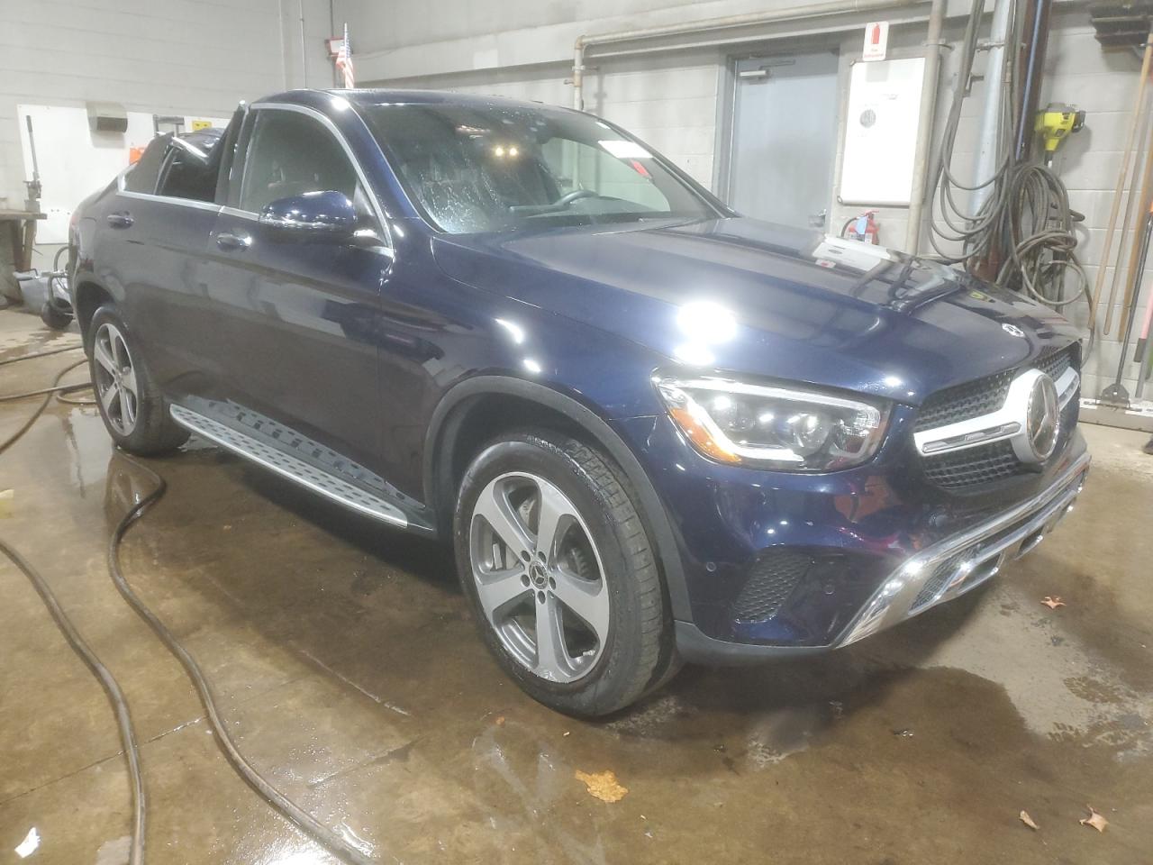 MERCEDES-BENZ GLC-CLASS 300 4MATIC