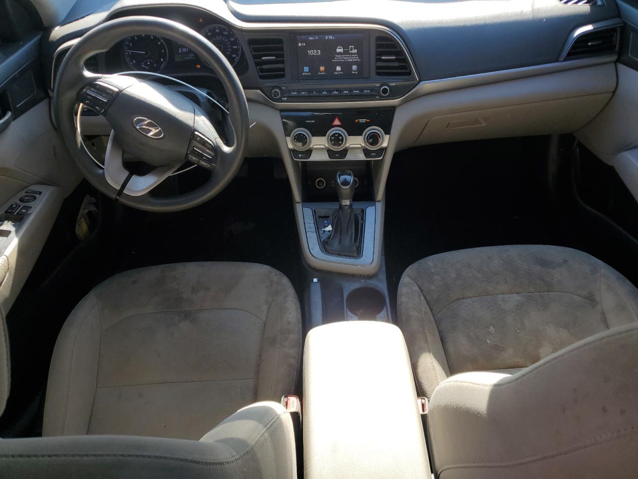 Lot #3301623640 2019 HYUNDAI ELANTRA SE