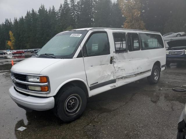 Global Auto Auctions: 2002 CHEVROLET EXPRESS G3