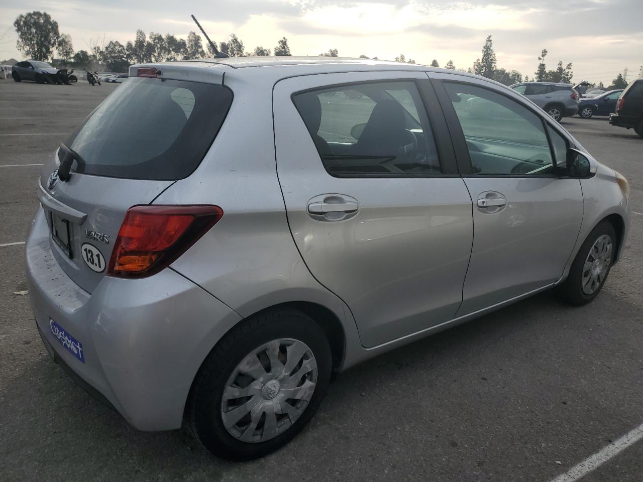 TOYOTA YARIS L