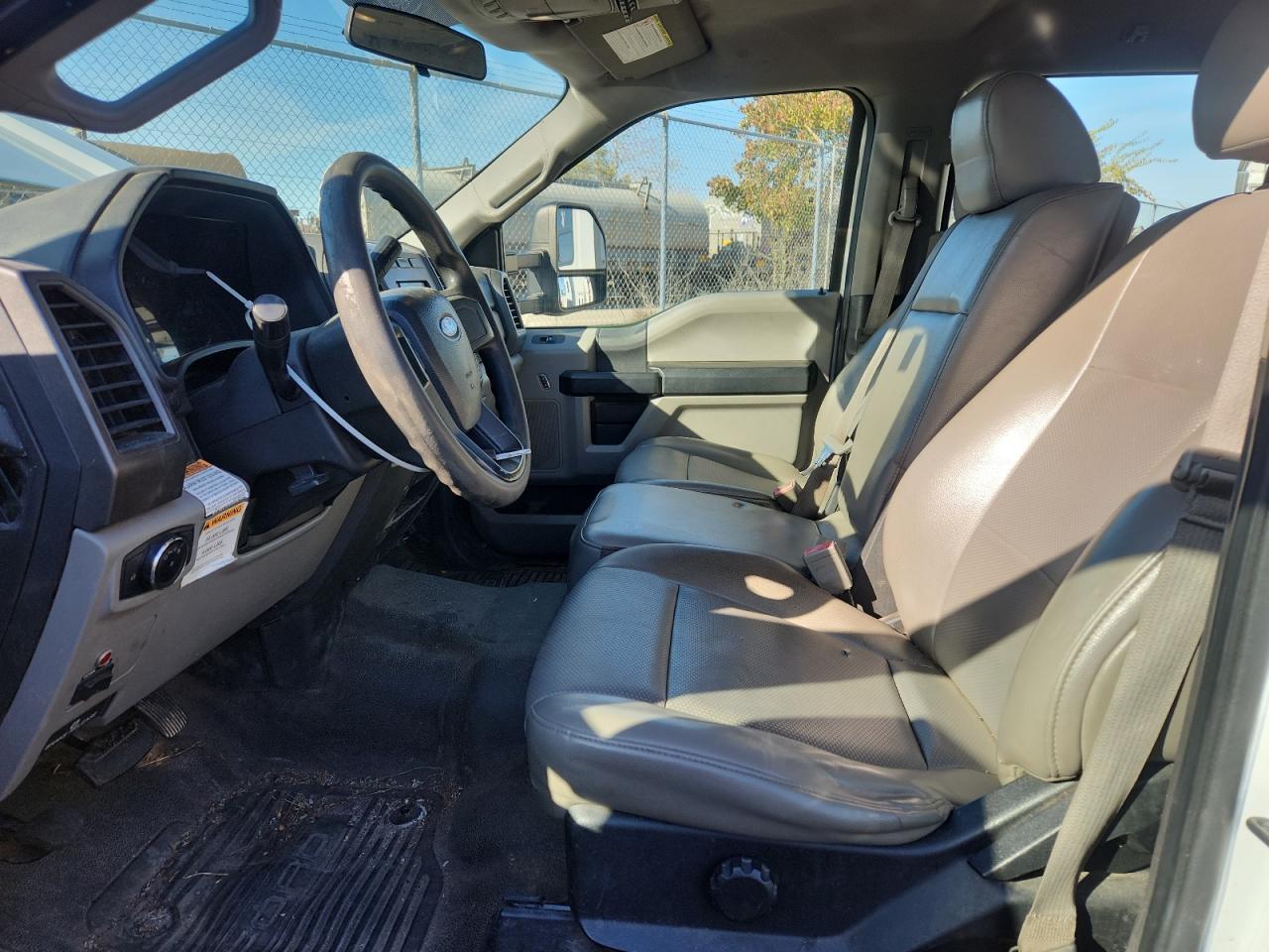 FORD F-450 SUPER DUTY