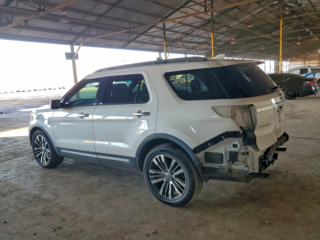 FORD EXPLORER PLATINUM