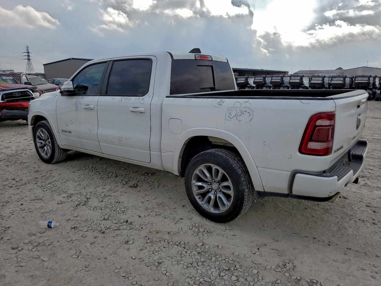 RAM 1500 LARAMIE