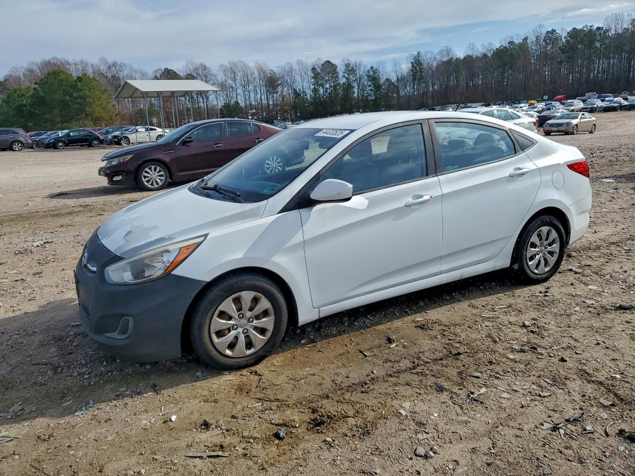 HYUNDAI ACCENT SE