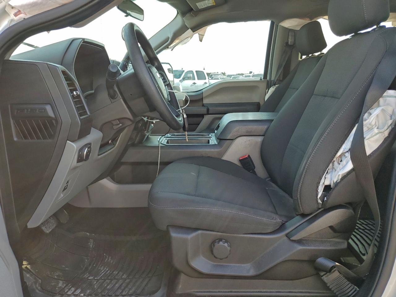 Lot #3303628932 2019 FORD F150 SUPER