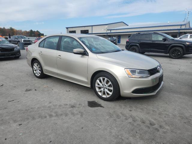 2012 VOLKSWAGEN JETTA SE - 3VWDP7AJ8CM462673