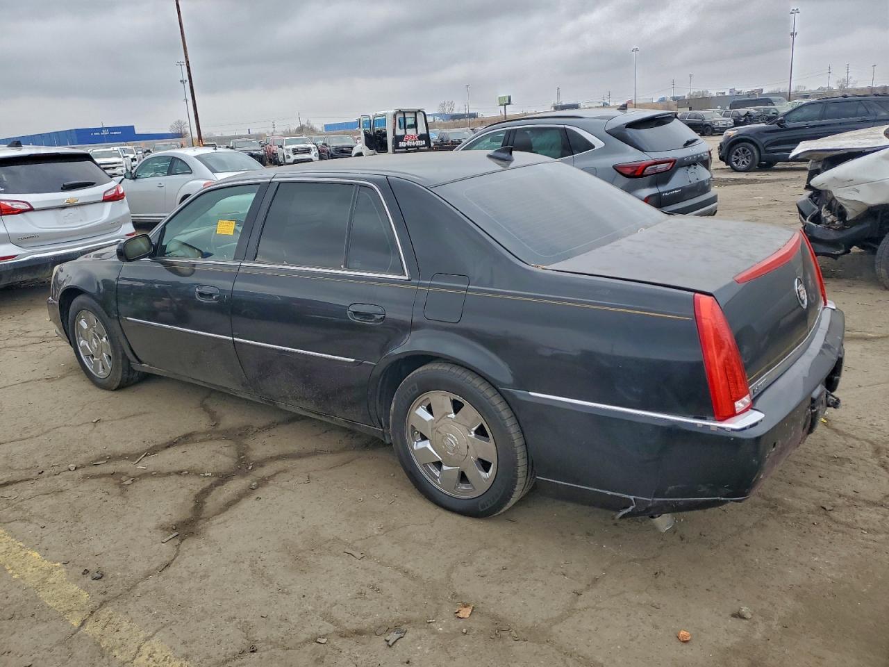 CADILLAC DTS LUXURY COLLECTION