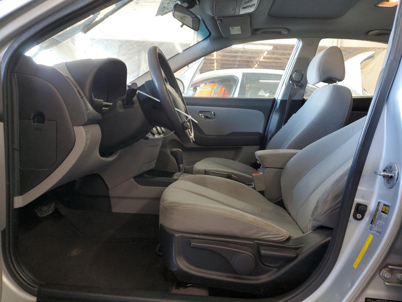 HYUNDAI ELANTRA BLUE